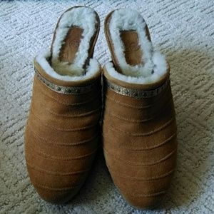 Cole Haan fur lined shoes